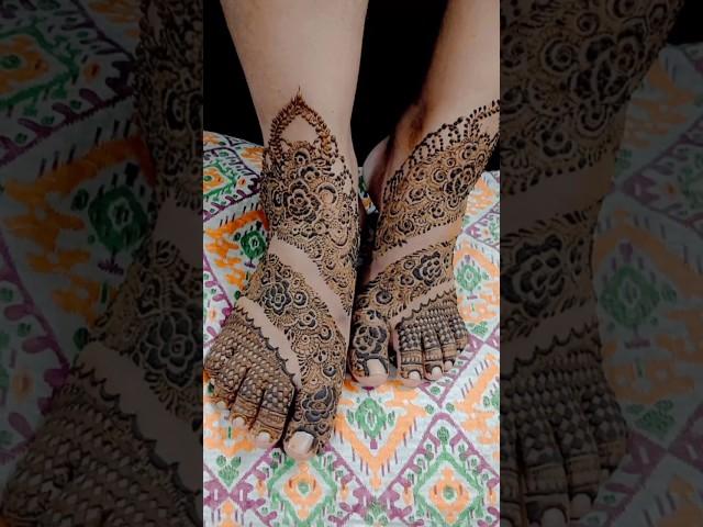 ador Arabic heena #mehndi #sana #bridalmakeup #mehandibysoniparwaiz