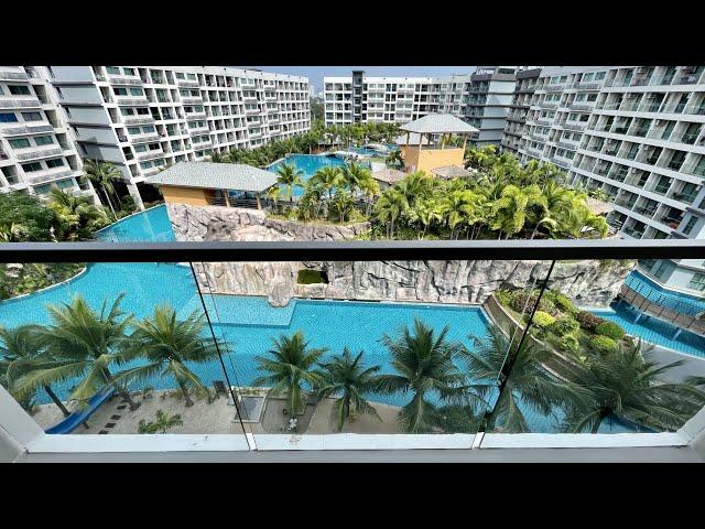 Brand new pool-view studio condominium in Pattaya (Laguna Beach Resort: Maldives in Jomtien)!