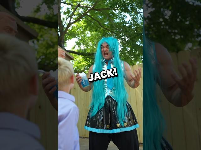 Jack turns Yujiro into Hatsune Miku!  @GFuelEnergy #yujirohanma #hatsunemiku