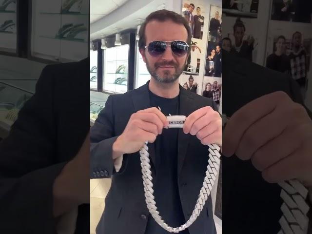 Mob Boss Drops $200K on New Chain at Icebox! 