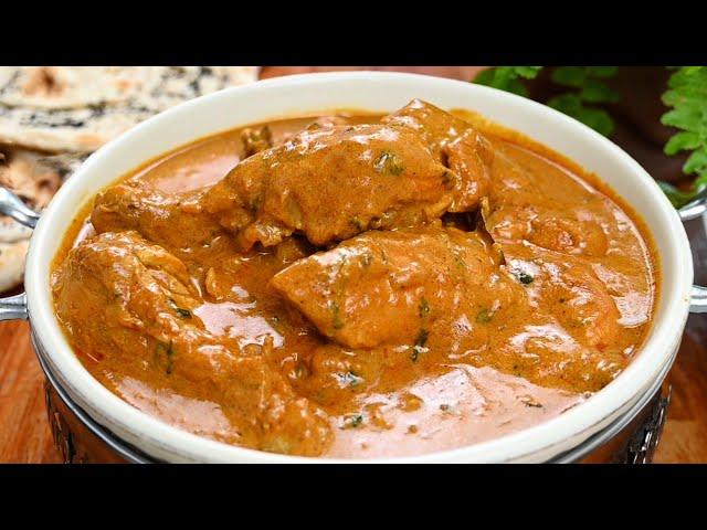 Cooking an easy and delicious Indian chicken korma recipe! TASTY 