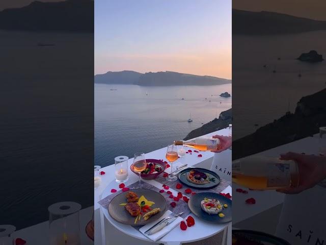 Romantic dinner in Santorini! TikTok momentsofgregory