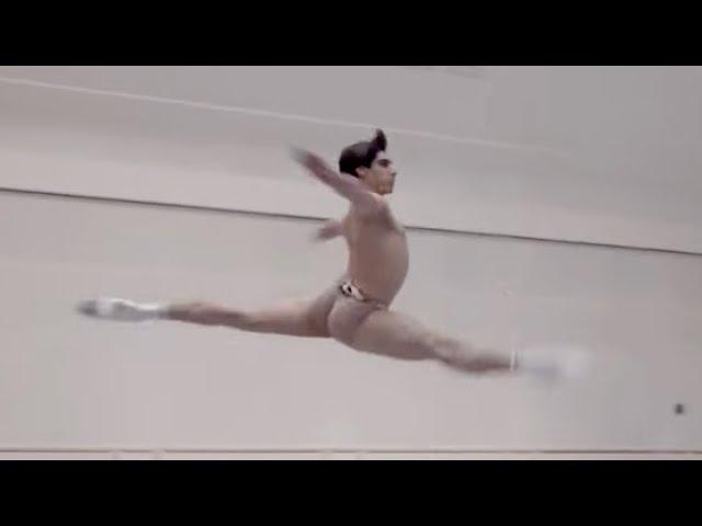 MALE BALLET DANCERS X - COFL