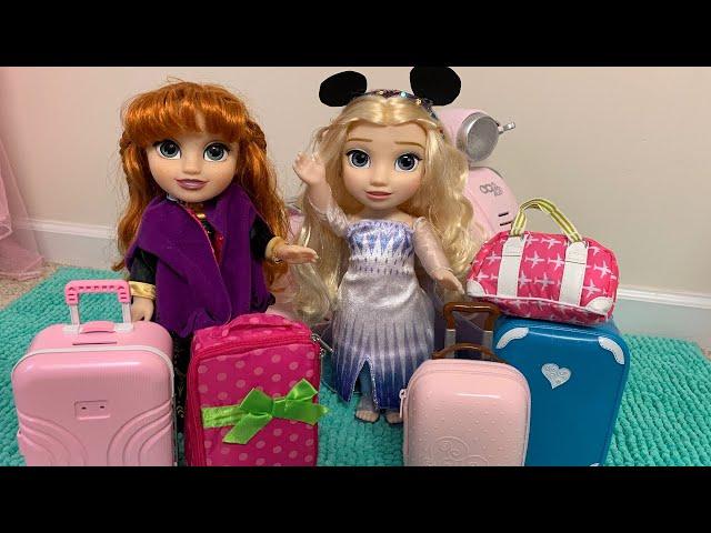 Elsa and Anna toddlers Packing for Disney Vacation ️