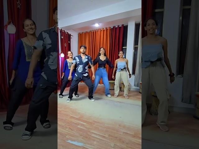 Swimming Pool Banvhiyan | Insta Trend | Group Dance | #shorts #ytshorts