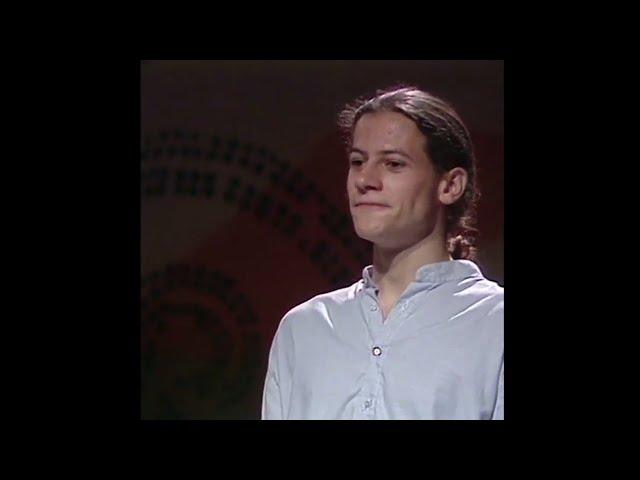 20 year-old Ioan Gruffudd singing at the Welsh arts Festival