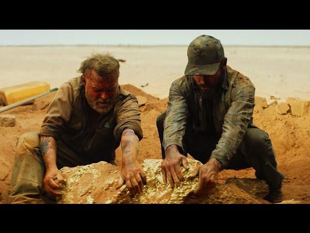 Zac Efron Finds a Huge Gold Nugget | Gold (2022) | Movie Clip 4K