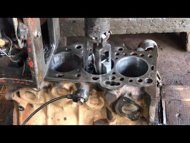 Engine block cylinder horning |engine repair |cylinder block repair