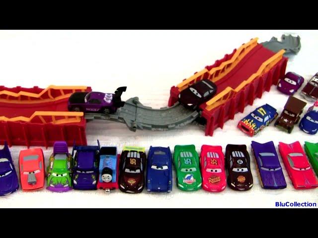 Disney Cars 2 Color Changers Meets Thomas & Friends the Tank Engine Portable Playset Pixar toys