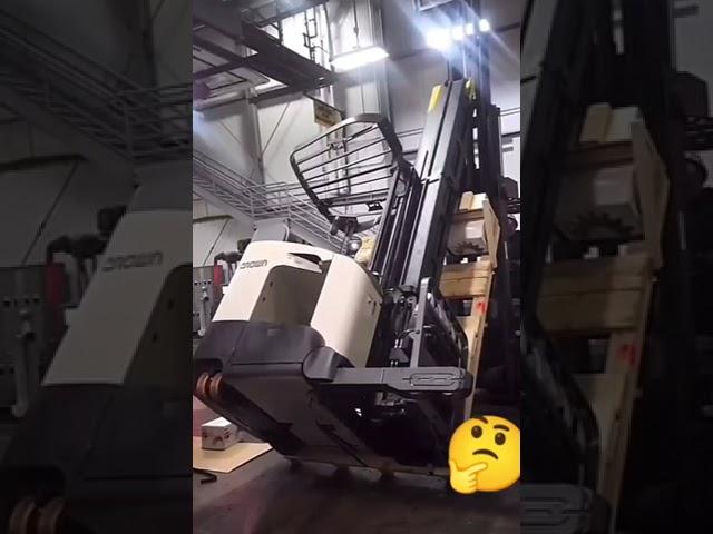 Warehouse, New Crown Forklift Just Arrived 