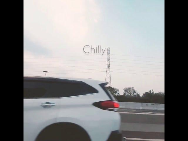 NIKI - CHILLY Lyrics