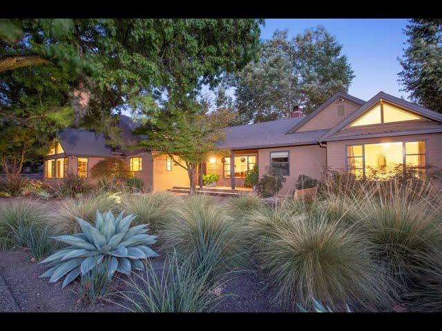 Iconic Vineyard Estate in Geyserville, California | Sotheby's International Realty