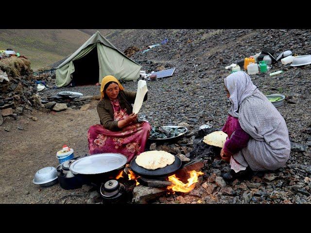 Organic Mountain Village Life | Shepherd Mother Cooking| Shepherd Food| Village life of Afghanistan