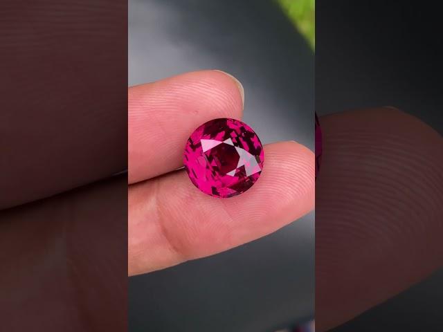 NATURAL PURPLE GARNET GEMSTONE #gemstone #garnet #purple_garnet #cgt