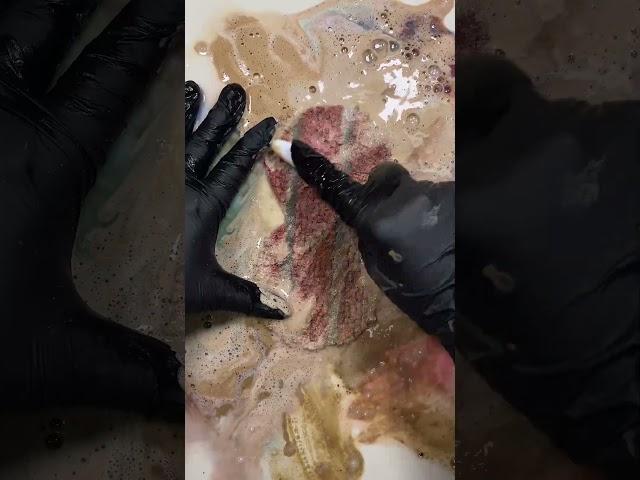 Clean the carpet with small tools 20