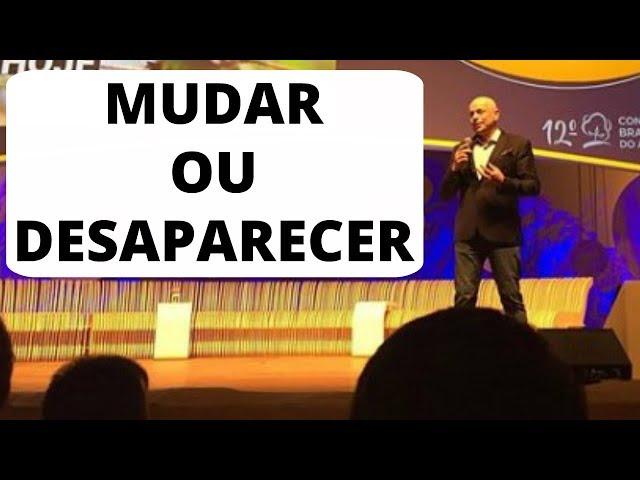 LEANDRO KARNAL Mudar ou desaparecer