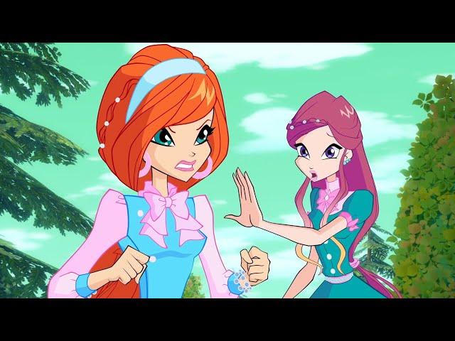 Roxy shuts Bloom up | Winx Club Clip