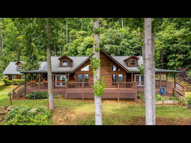 294 Starling Way in Hendersonville, NC 28792