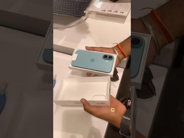 iPhone 16 Teal UNBOXING #shorts #unboxing #iphone #apple #tech