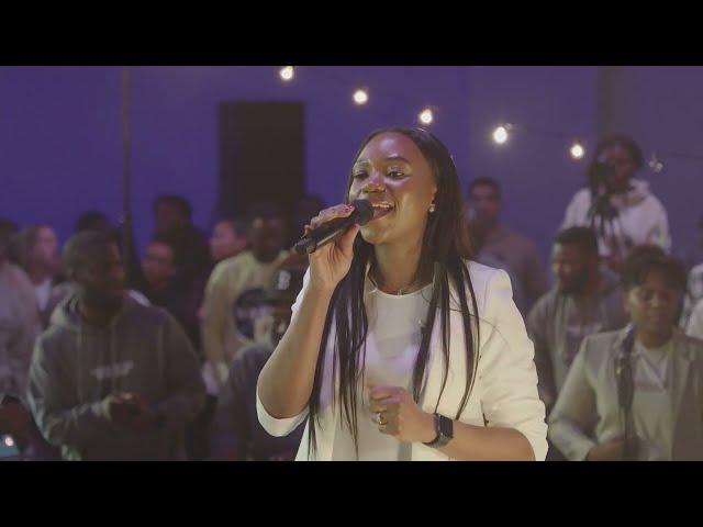 Warehouse Worship - Atmosphere Shift / Spirit Break Out - Rosemary and Esther