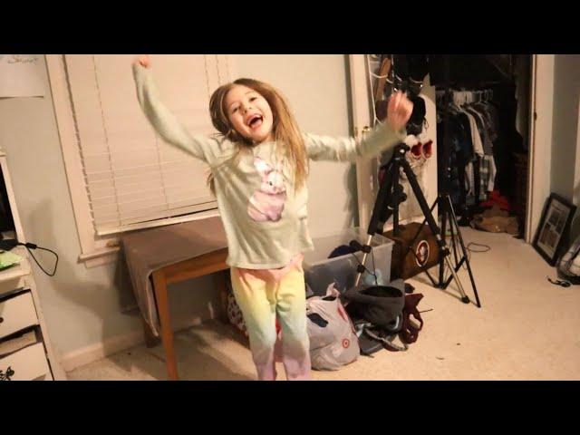 JFamFun Family Vlog - Shim shady dance - Talent show - Basketball