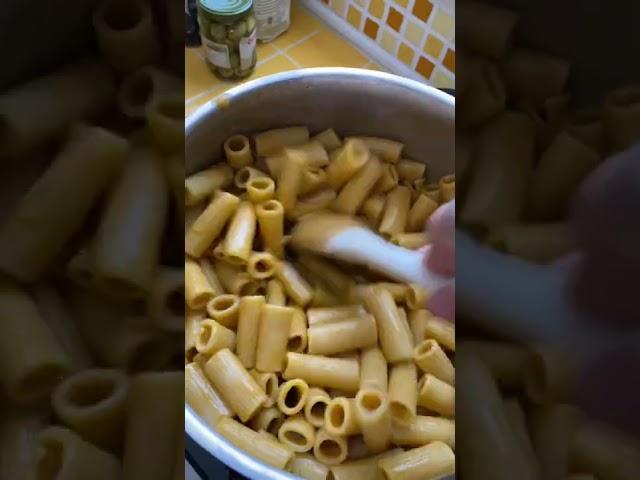 PASTA AL POMODORO CRUDO! ️