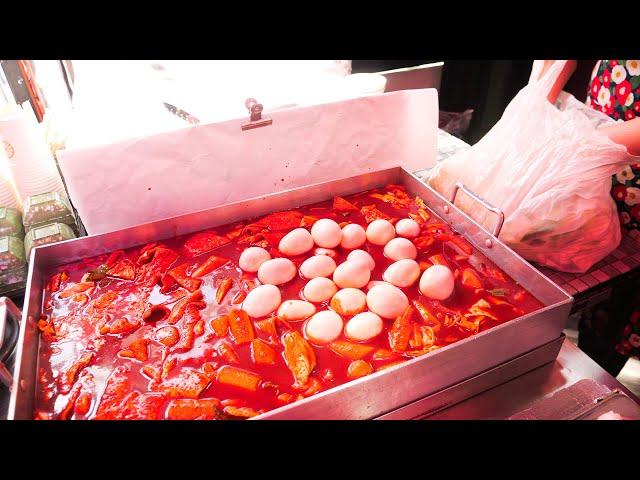 Korean popular snack spicy red ricecake tteokbokki