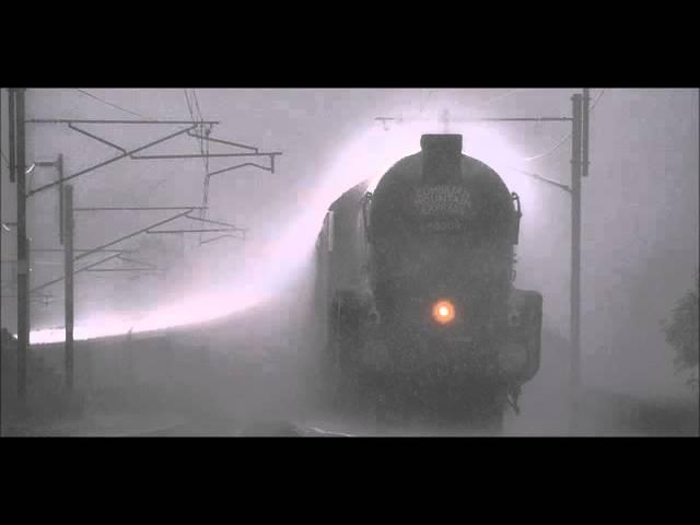 Tren nocturno en la lluvia   2 horas