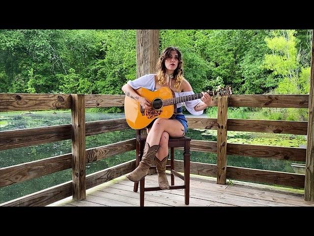 Sierra Ferrell - In Dreams (Rounder Records presents The Roundup)