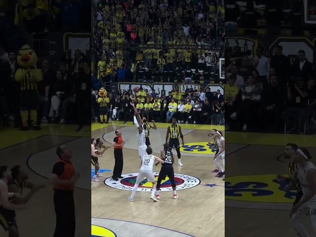 Fenerbahce Beko Istanbul - Paris Basketball | 2024-25 Turkish Airlines EuroLeague