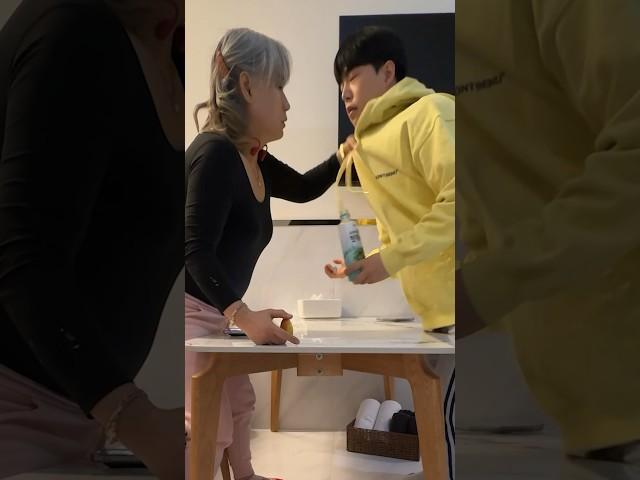 엄마가 마시던 음료수 사라지게 했더니… #정선호 #shorts #drink