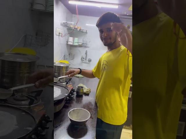 Maine banaya Leo ke liye dosa#shortfeed#dog #shorts #minivlog #dogvlogs