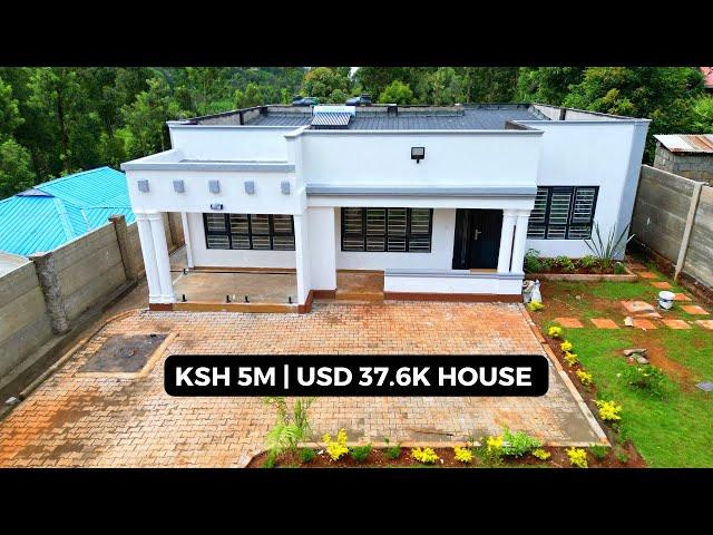 This Magnificent 3 Bedroom Bungalow is 150 SQM in Size & Has a Hidden Roof