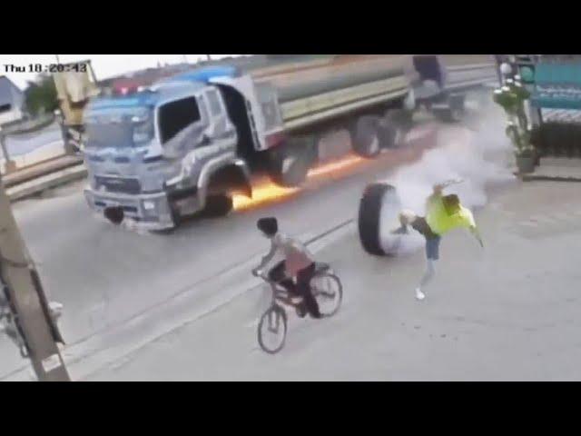 Dangerous Idiots at Work Fastest Skills Truck, Excavator & Heavy Equipment Machines Fails Driving