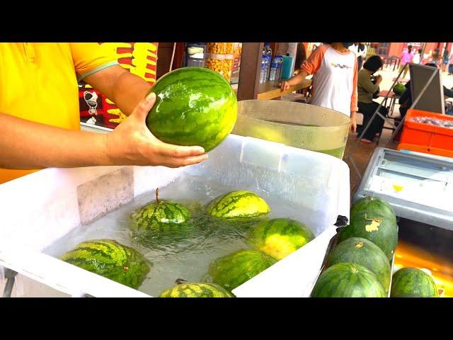 Fresh WATERMELON JUICE at Jonker Street, Melaka, Malaysia