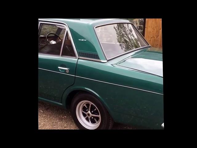 Hollybrook sports cars Ford Cortina 1600e