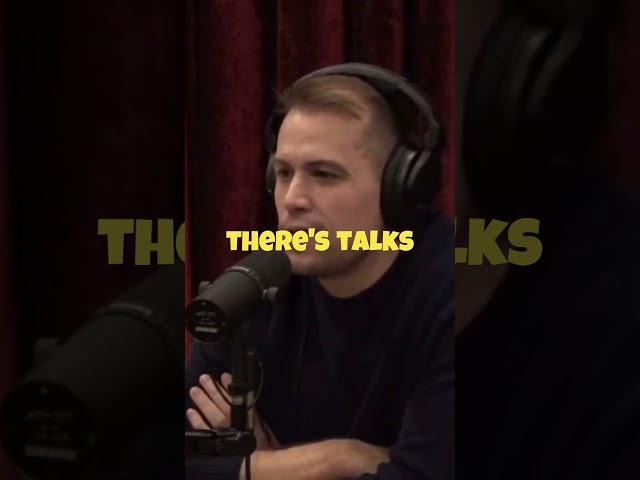 Ryan Graves on UFO Sightings over the Ocean with Joe Rogan