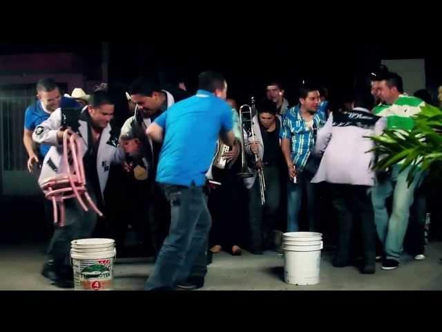 CHUY LIZARRAGA- " LA SERENATA DE UN LOCO" VIDEO OFICIAL.