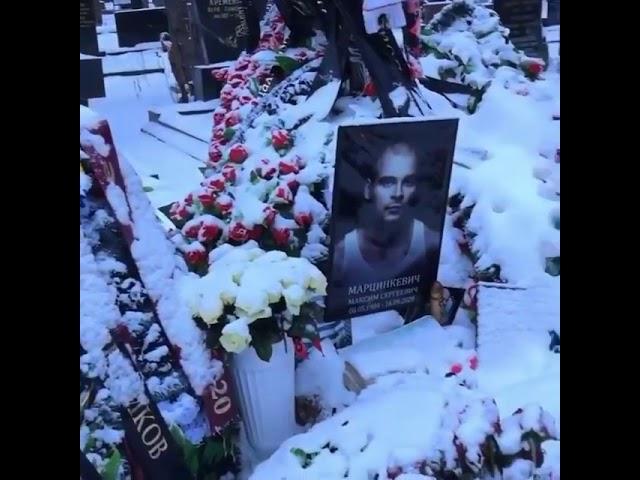 #Тесаксамсебянеубивал Воины света не умирают. Их мало, но они продолжают гореть!