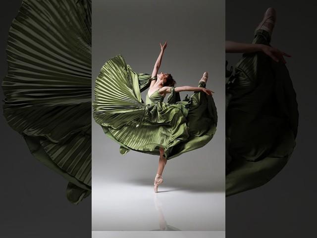  Model poses for photoshoot Ballet. Model Viktoria