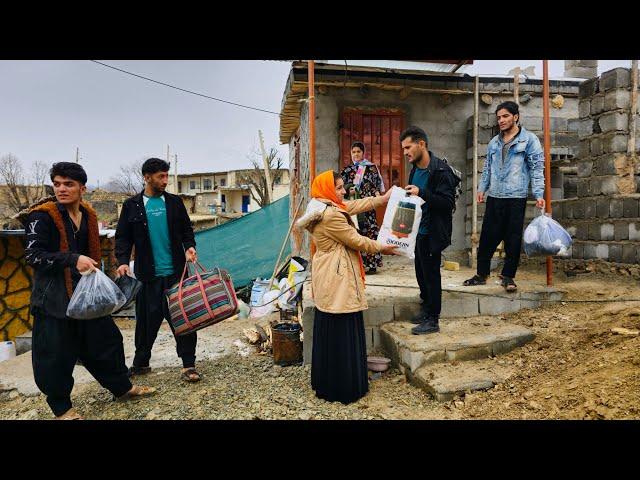 Nomadic Life _ Nomadic Children Rest in the City _ A Heartwarming Journey in the Nomadic Winter ️️