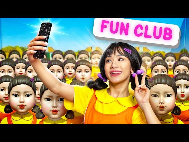 У КУКЛЫ из Игры в Кальмара Есть ФАН-КЛУБ? Экстремальные прятки в Школе Squid Game!