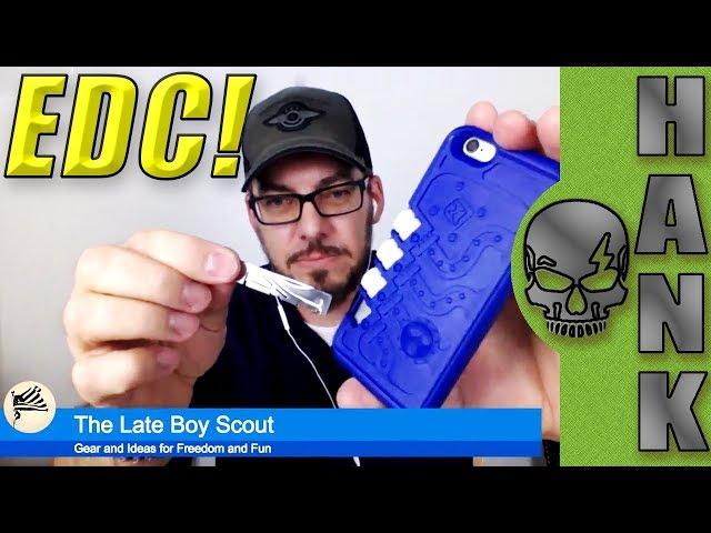 What's Your EDC?!?! The Late Boy Scout Vs.  Hank Strange