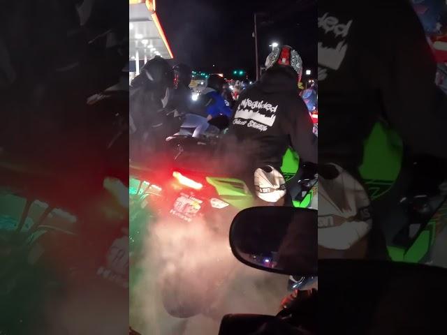 Kawasaki burnout 