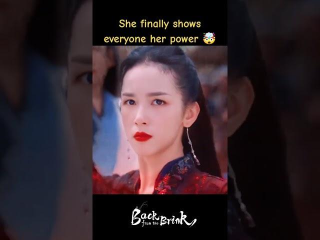 She finally shows everyone her power | YOUKU COSTUME #护心#BackFromTheBrink #侯明昊 #周也 #youku #shorts