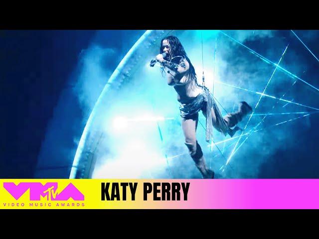 Katy Perry – “Dark Horse”/ “ET”/ “I Kissed A Girl” / “I’m His, He’s Mine” ft. Doechii & More | VMAs