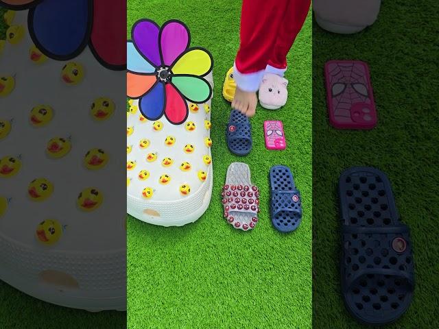 Super cool Giant slippers  Spider slippers ️️ #satisfying #trendingshorts #viralvideo