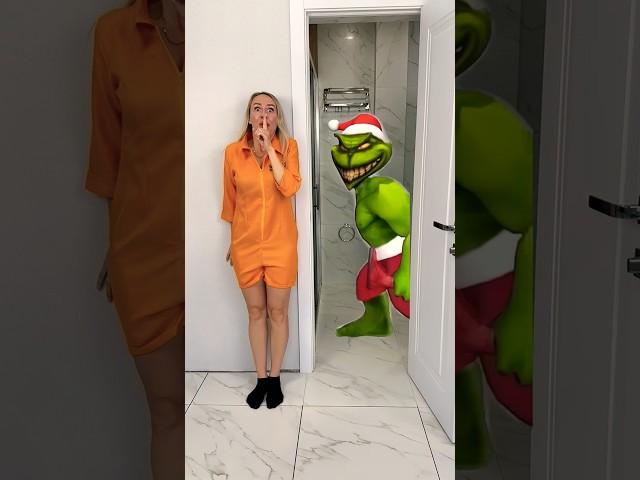 The Grinch Steals a Prisoner and a Spiderman #shorts by Leisi Crazy