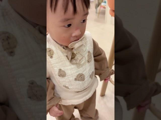 難怪媽媽的錢越來越少 #育兒 #育兒趣事 #親子生活 #詹醬油 #錢包被丟掉