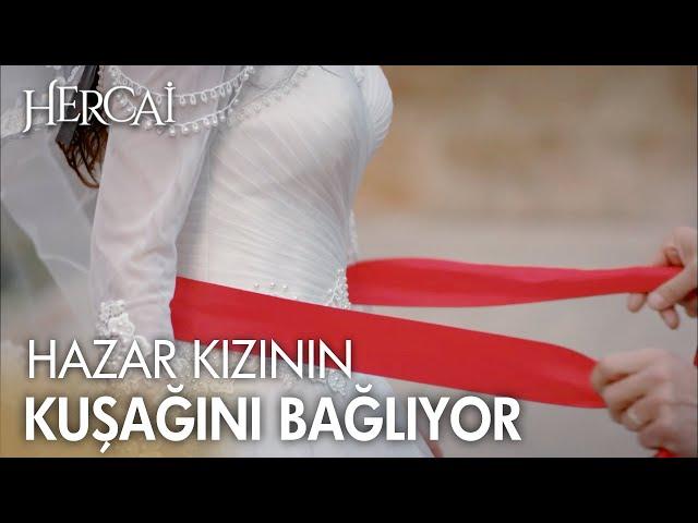 Hazar, Reyyan'ın kuşağını bağlıyor - Hercai Yeniden